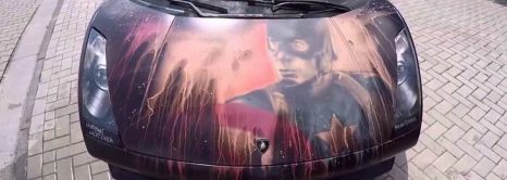 Wetting This Lambo Reveals Stunning Artwork