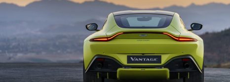 FIRST LOOK At The 2018 Aston Martin Vantage