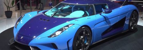 Koenigsegg Regera has the ULTIMATE Party Trick!