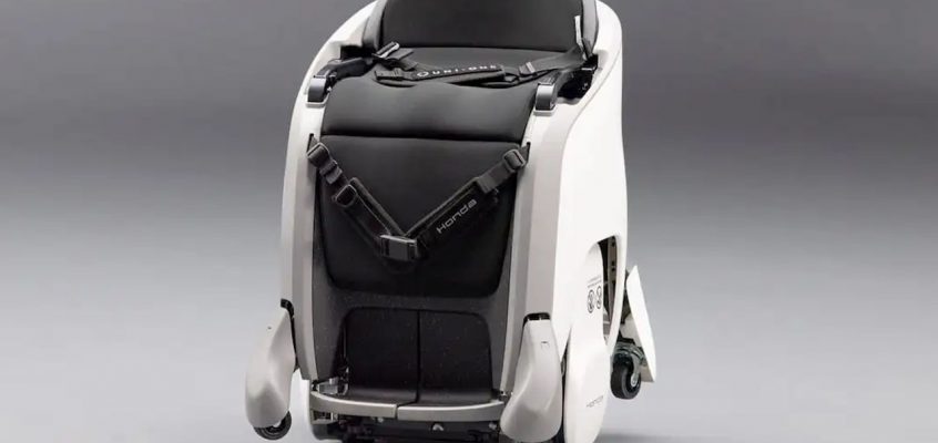Honda pairs VR headset with hands-free Uni-One chair